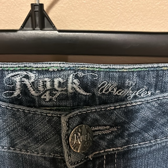 Wrangler Rock 47 - Picture 2 of 6